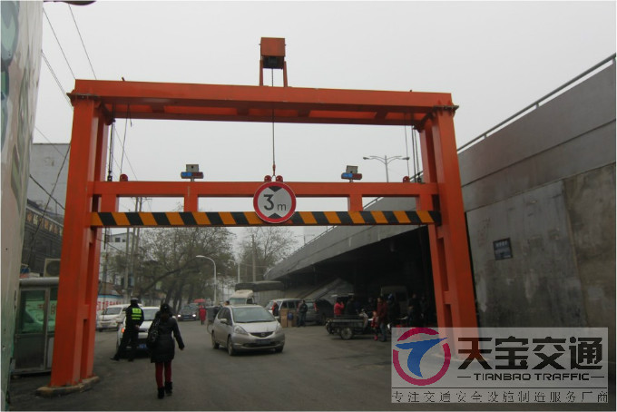 丽江公路限高架杆生产厂家|道路限高架标杆加工厂家