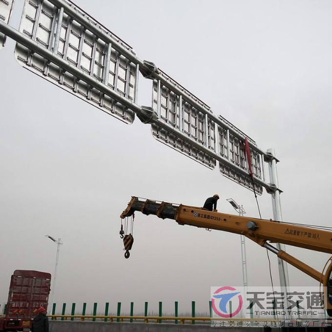 丽江高速公路标志杆厂家 指引着人们安全行驶